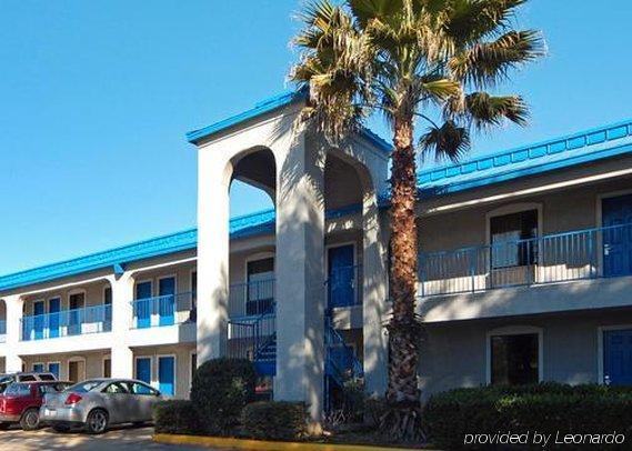 Hotel Econo & West - Energy Corridor