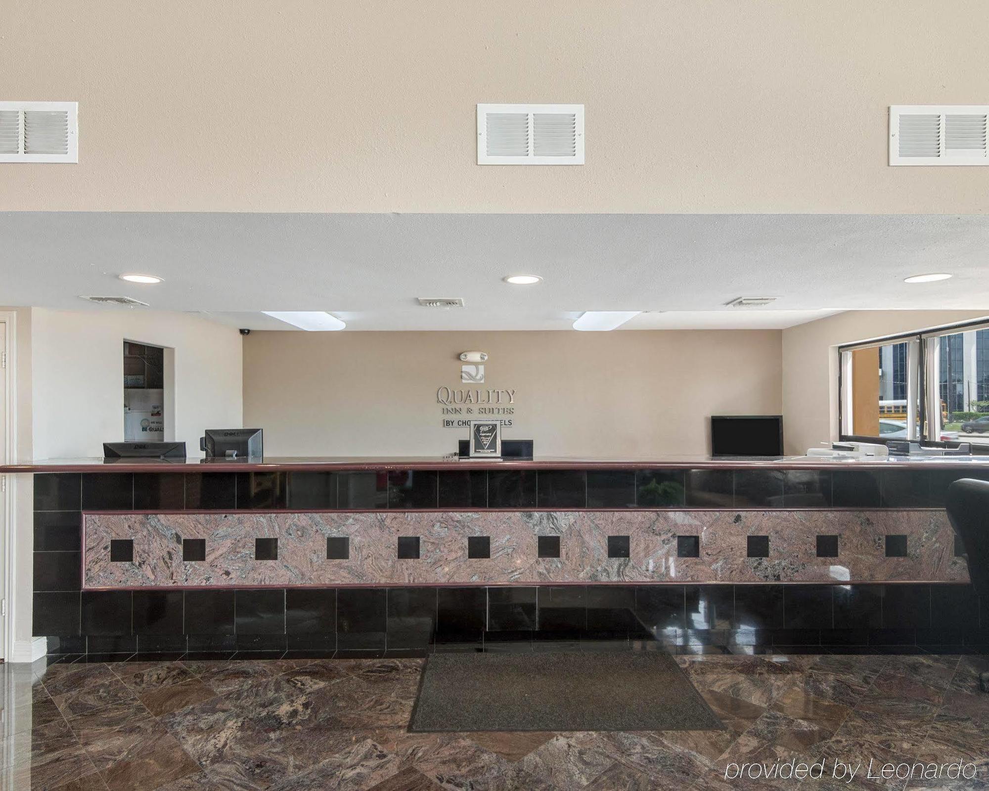 Econo & West - Energy Corridor Hotel 2*