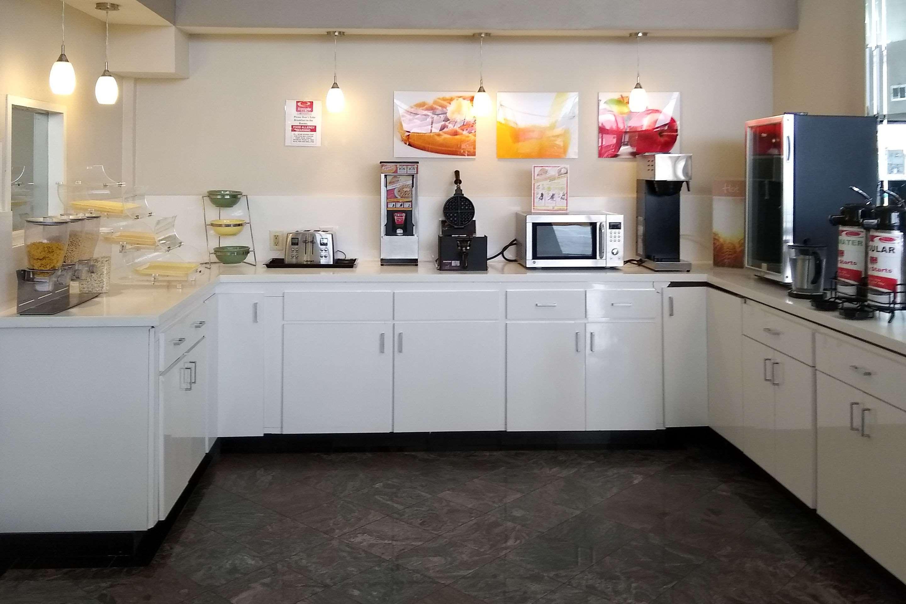 Econo Inn&suites West – Energy Corridor