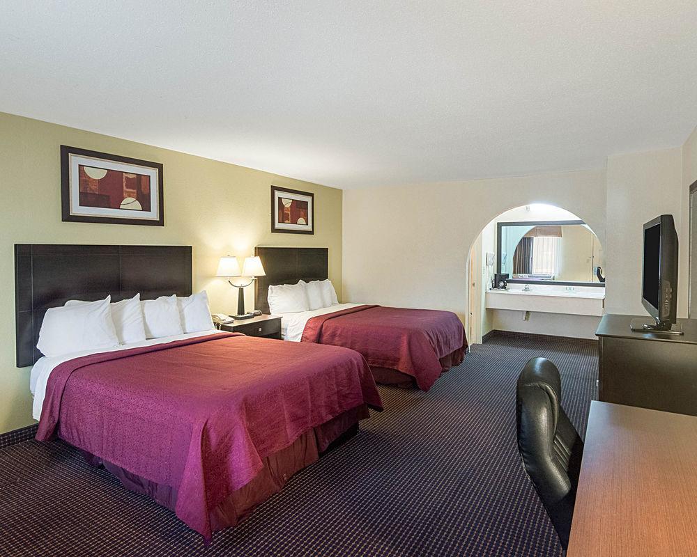 Econo Inn&suites West – Energy Corridor Houston