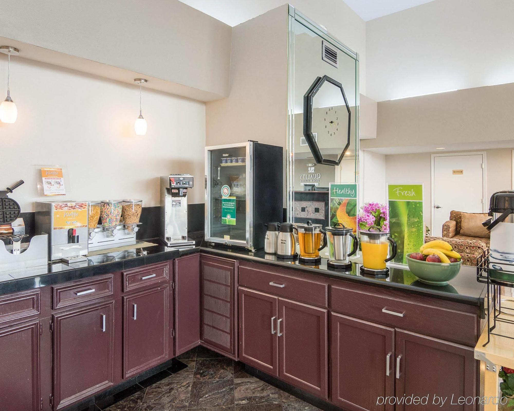 Econo Inn&suites West – Energy Corridor 2* Houston