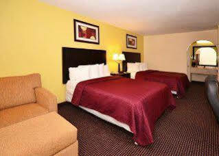 Econo Inn&suites West – Energy Corridor 2*