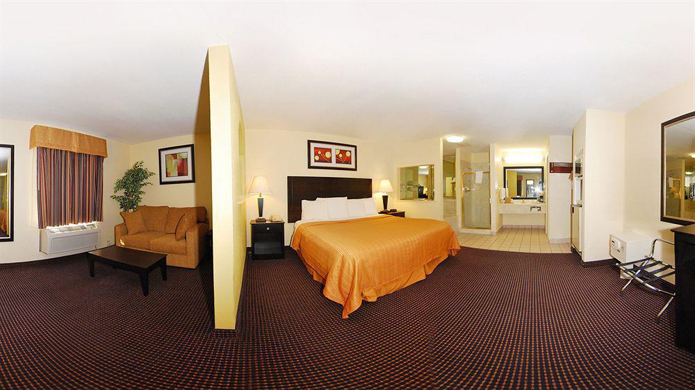 Econo Inn&suites West – Energy Corridor 2* Houston